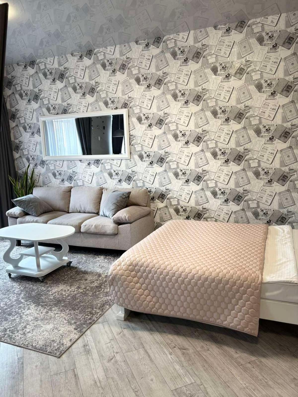 Просторі Lux Апартаменти На Центральному Проспекті, Великий Smart Tv,Преміум-Підписки Youtube Та Онлайн-Кінотеатрів , Кавомашина, Відкритий Балкон, Звітні Документи كريفوي روغ المظهر الخارجي الصورة